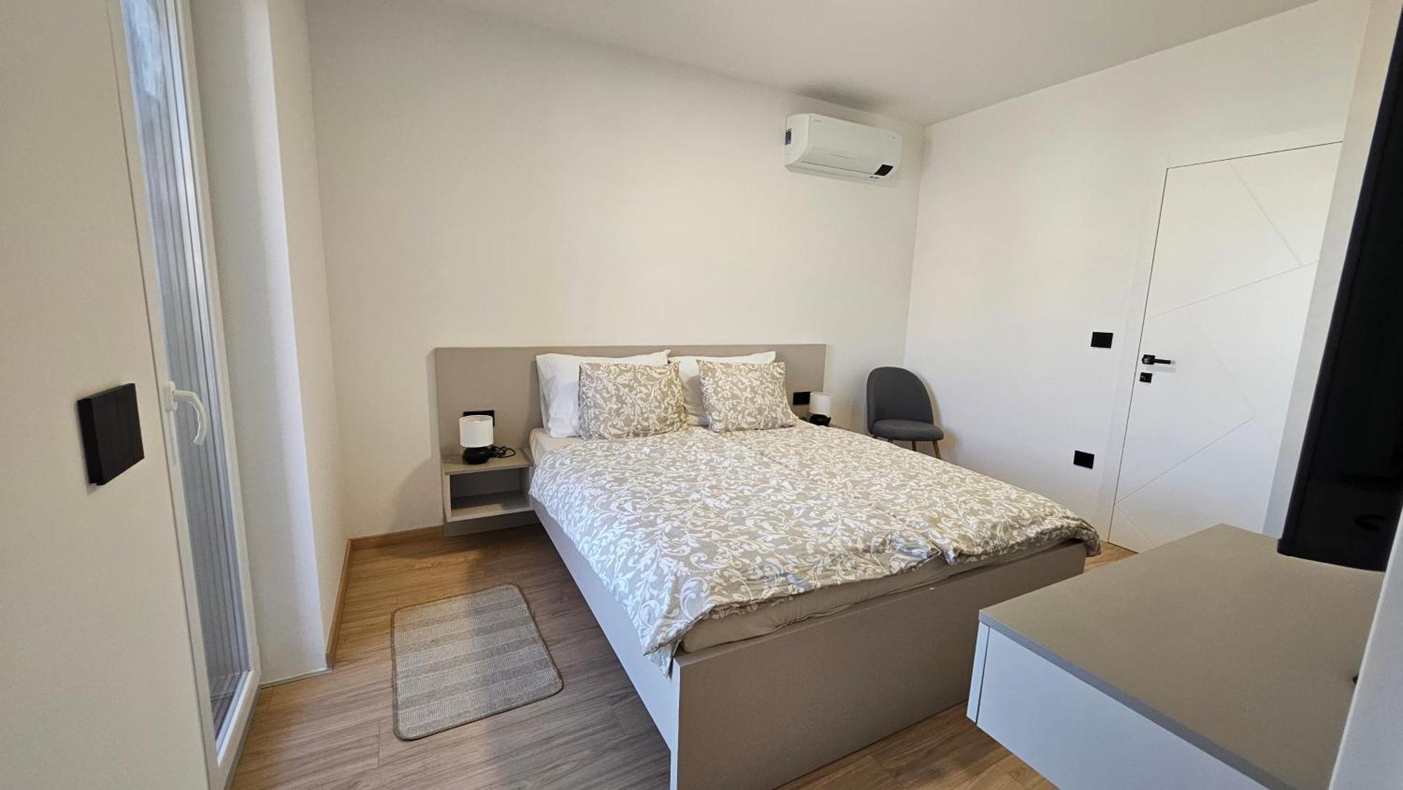 Richi Rooms & App Funtana Exterior photo